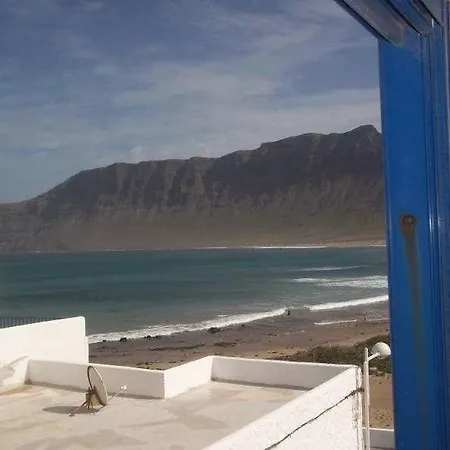 Hangcinco Famara